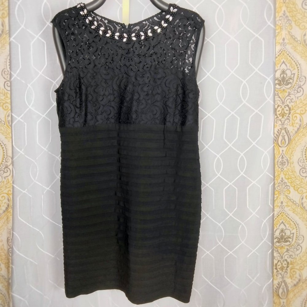 SCARLETT Black Special Occasion Dress-size 24